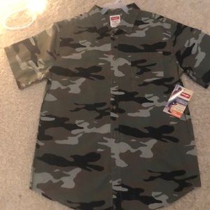 Camo wrangler button up